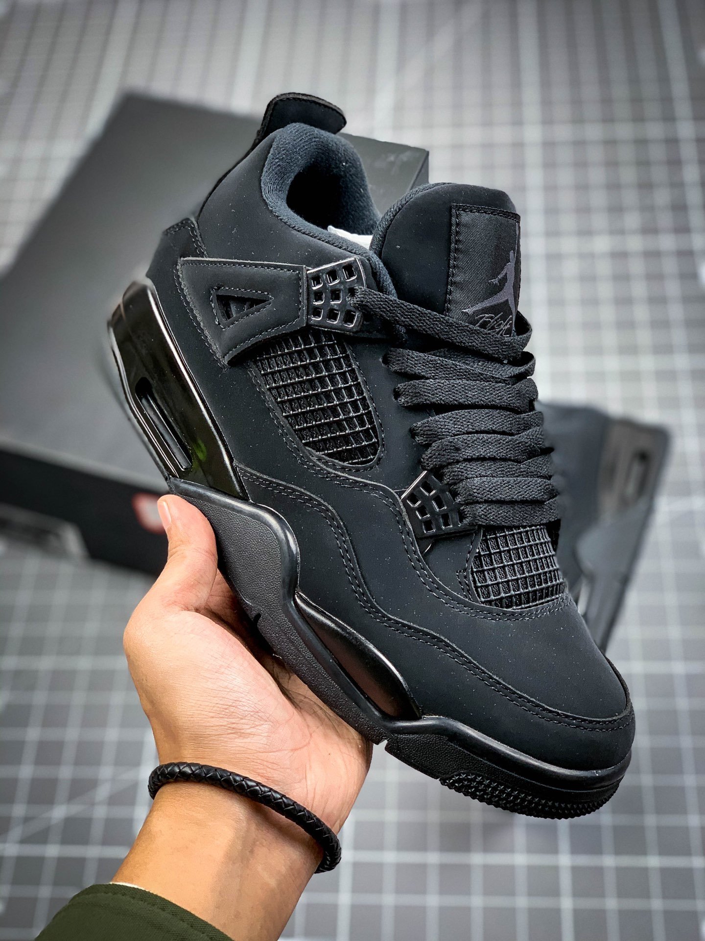 AJ4 BLACK CAT BLACK