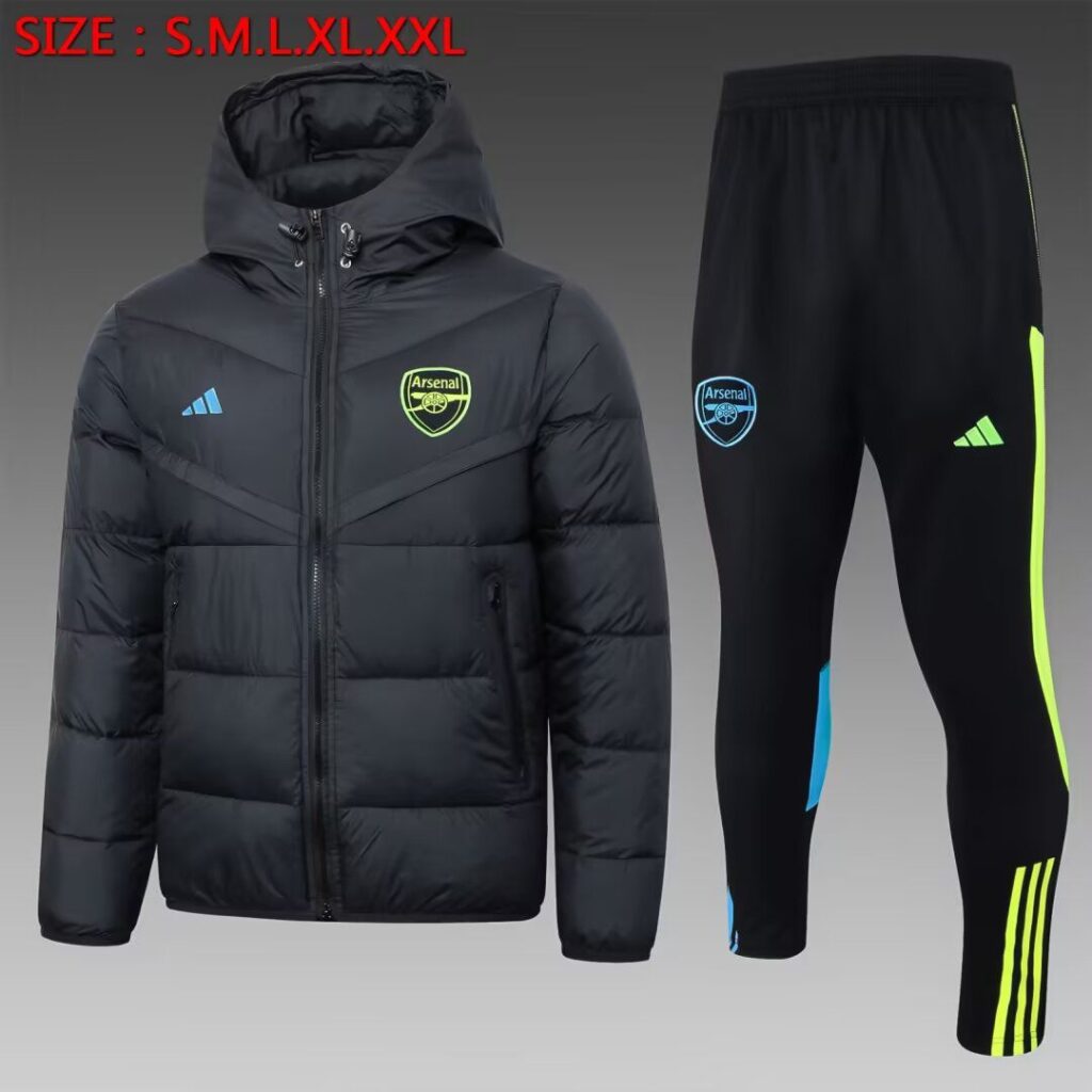 CONJUNTO CHAQUETA Y PANTALON ARSENAL